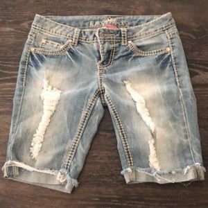 Almost famous size 3 Bermuda jeans shorts